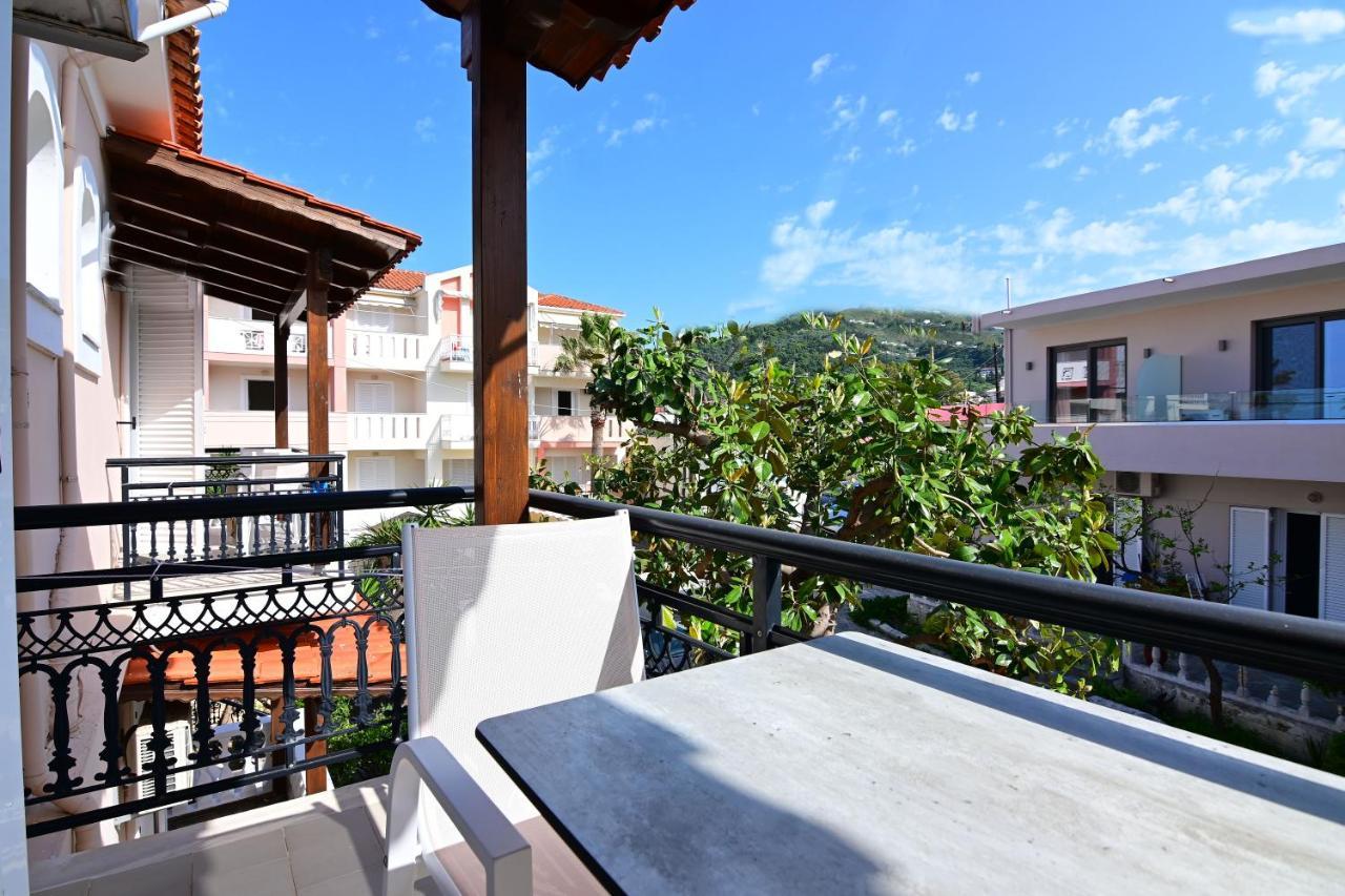 Nadia'S Studios & Apartments In Argasi, Sea-View المظهر الخارجي الصورة